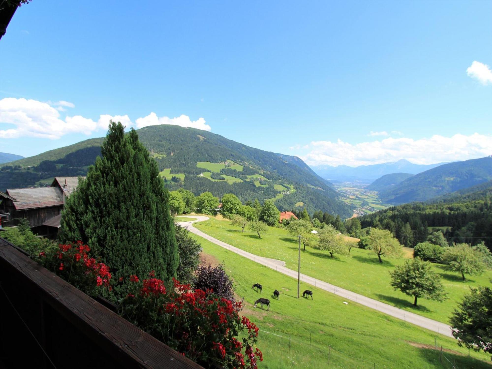Cozy Apartment in Afritz am See near Gerlitzen Ski Area Exterior foto