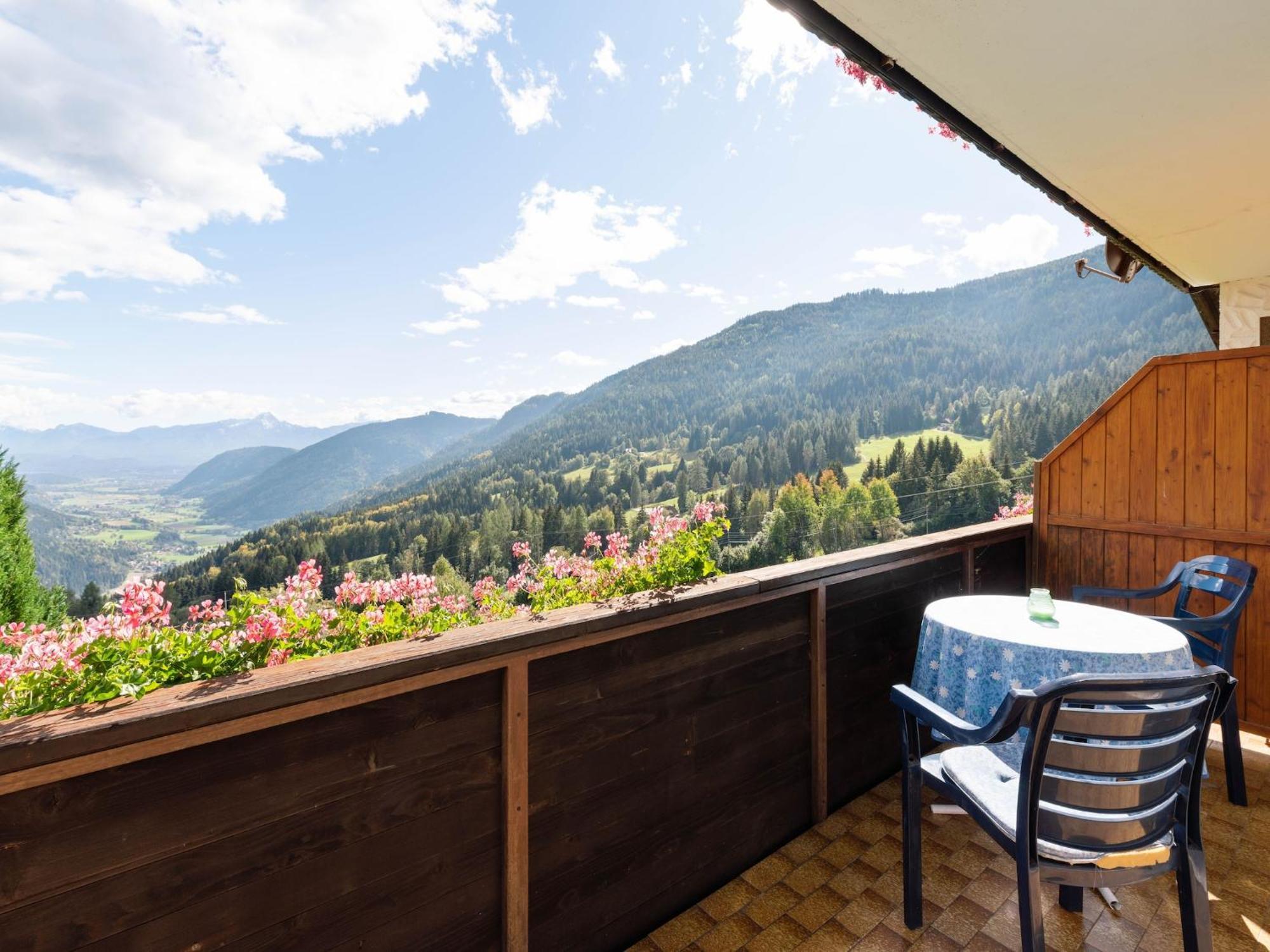 Cozy Apartment in Afritz am See near Gerlitzen Ski Area Exterior foto